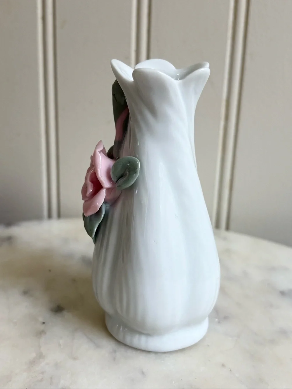 Vintage Porcelain Rose Bud Vase VTG Grandmacore Traditional Cottagecore Flowers